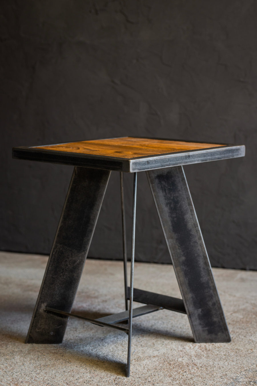 Tabouret / Chevet Collection Infinity